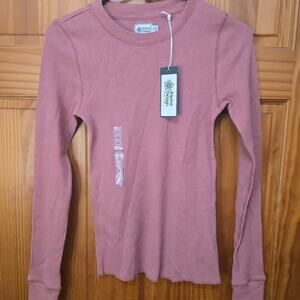 Alpine Design YOUTH Small coral red shade long-sleeved shirt! BRAND NEW